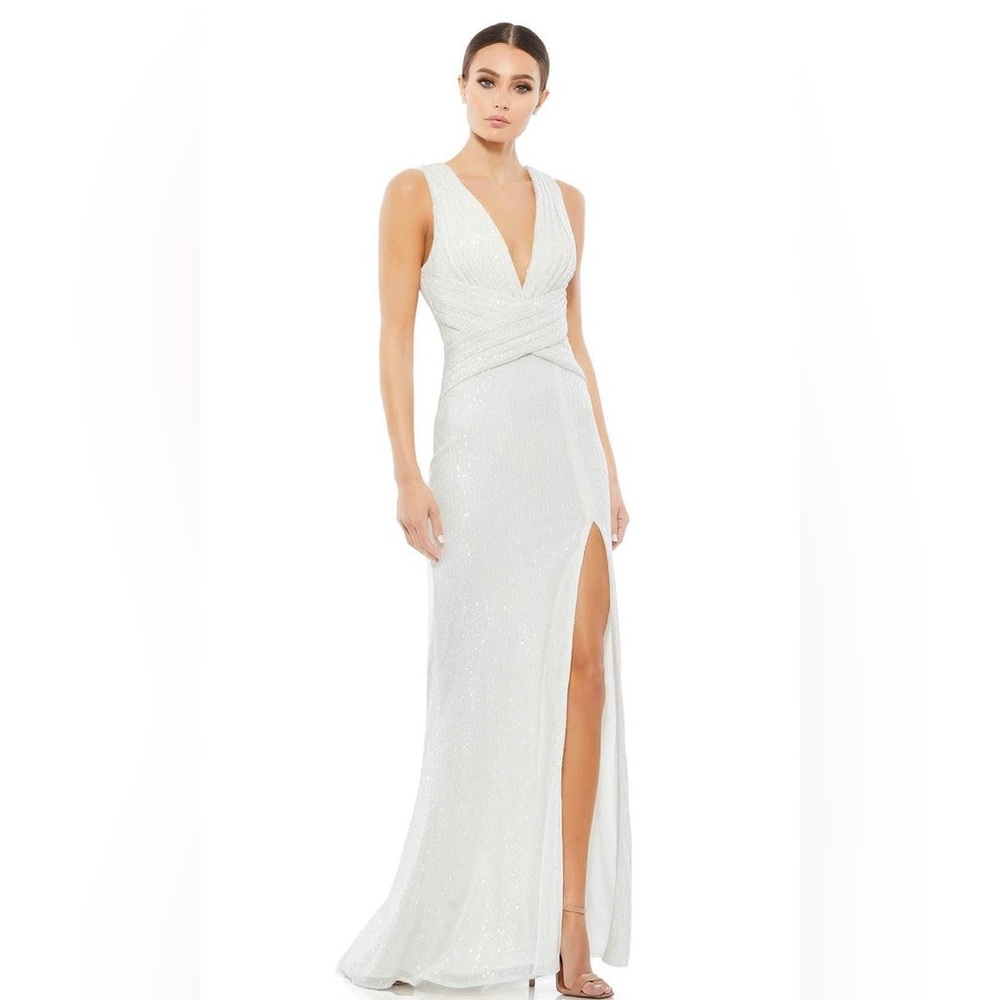 Mac Duggal White Long Sleeveless Sequins Gown 26598 Nwt